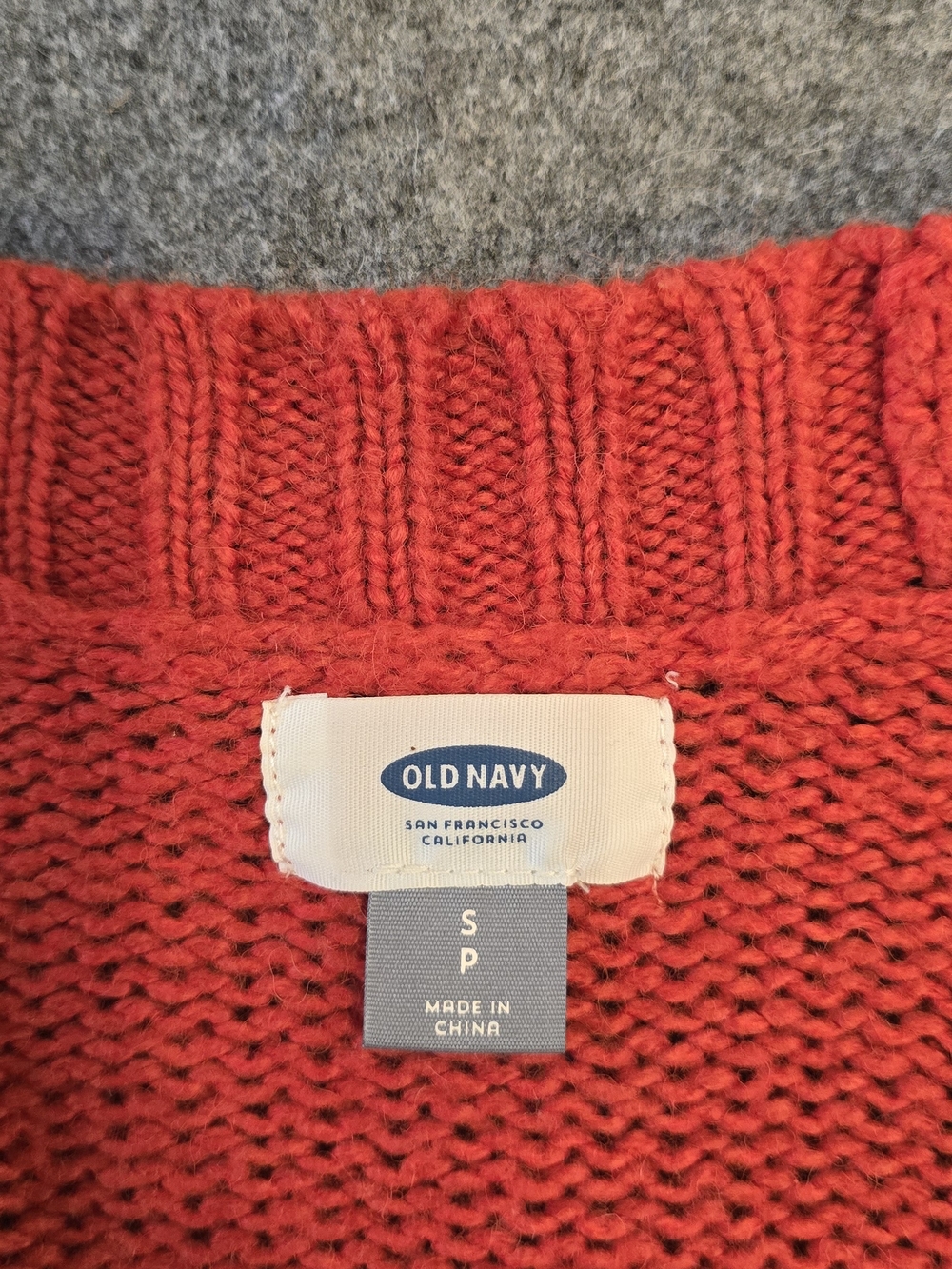 Old Navy Red Men's Crewneck Sweater